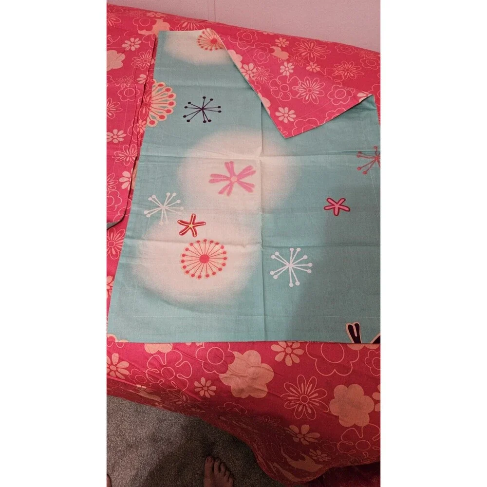 Queen Duvet and Pair of Shams Reversible